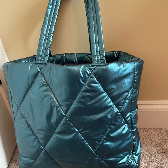 Victoria's Secret Handbags - Victoria Secret Quilted Metallic Tote Bag
